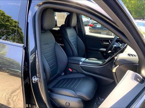 Used 2026 Mercedes-Benz GLC 300 4MATIC image 7