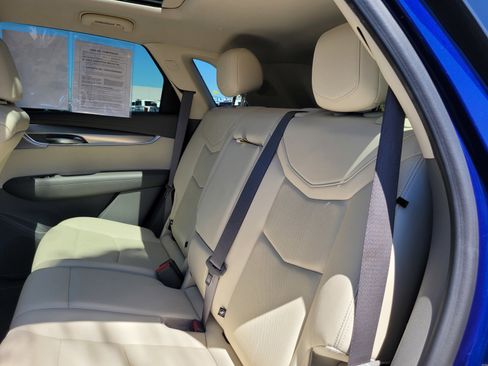 Certified 2023 Cadillac XT5 Premium Luxury w/ Technology Package FWD image 12