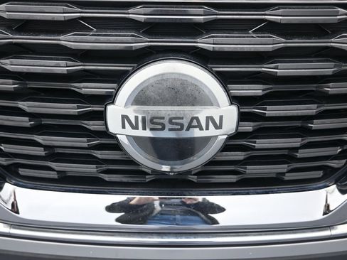 Used 2021 Nissan Rogue SL w/ Premium Package image 29