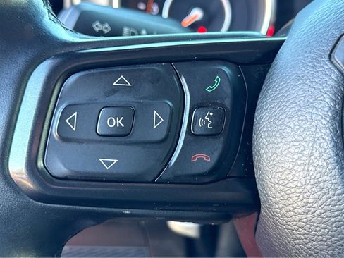 Used 2018 Jeep Wrangler Unlimited Sport S image 16