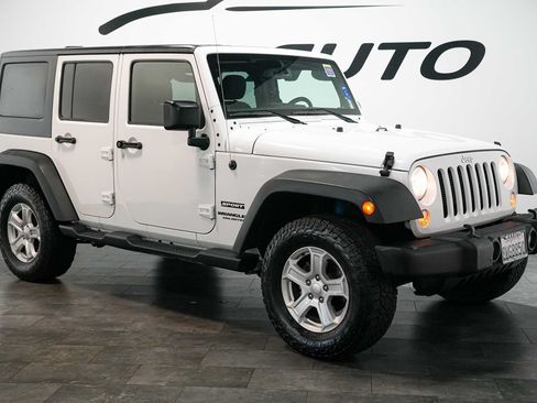 Used 2017 Jeep Wrangler Unlimited Sport w/ Quick Order Package 24S AWD/4WD image 6