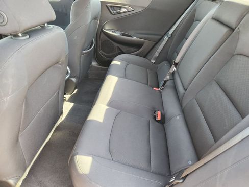 Used 2025 Chevrolet Malibu LT image 34