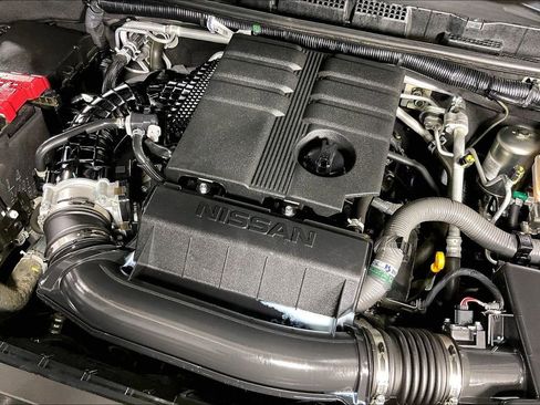 Used 2024 Nissan Frontier SL w/ Technology Package image 45