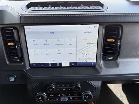 Used 2024 Ford Bronco Badlands AWD/4WD image 26