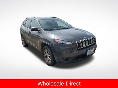 Used 2015 Jeep Cherokee Latitude w/ Cold Weather Group image 1