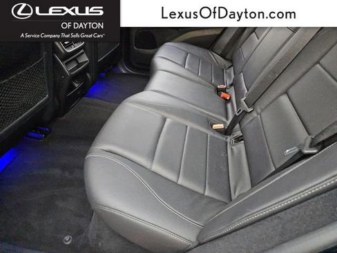 Used 2022 Mercedes-Benz GLE 350 4MATIC w/ Premium Package image 1