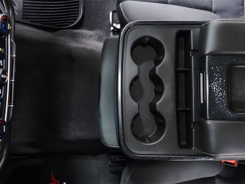 Used 2018 GMC Sierra 1500 SLE image 18