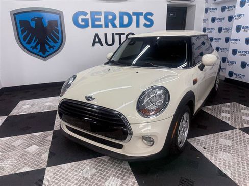 Used 2016 MINI Cooper 2-Door Hardtop FWD image 1