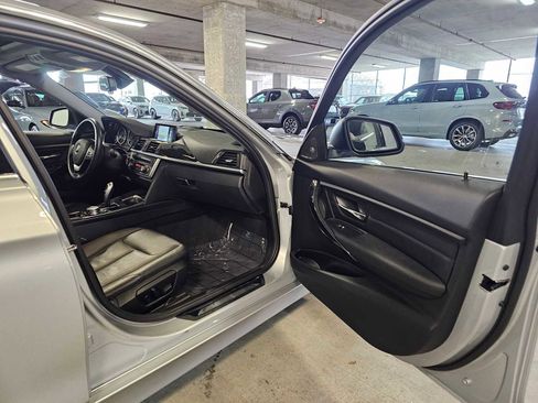 Used 2015 BMW 335i xDrive Sedan image 40