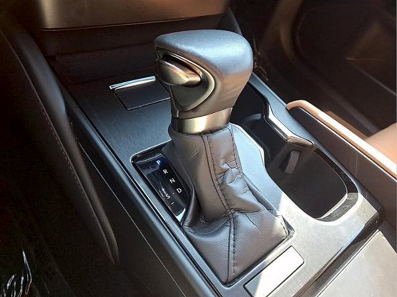 Used 2024 Lexus ES 350 w/ Premium Package FWD image 14