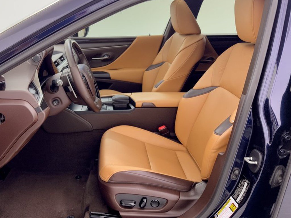 Certified 2020 Lexus ES 350 w/ Premium Package FWD image 5