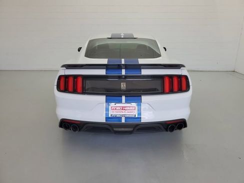 Used 2017 Ford Mustang Shelby GT350 RWD image 6