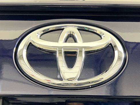 New 2025 Toyota RAV4 XLE Premium image 19