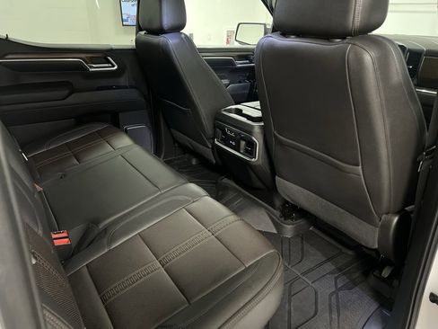 Used 2022 Chevrolet Silverado 1500 High Country image 58