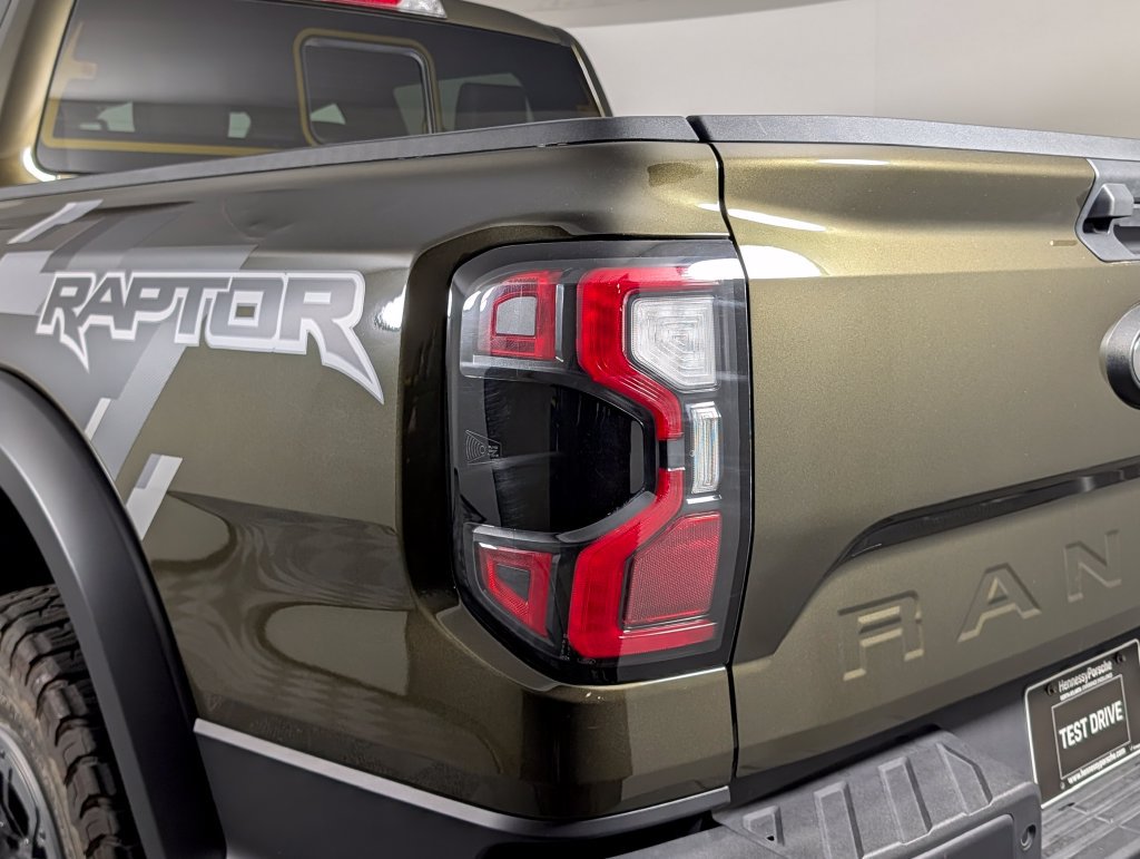 Used 2024 Ford Ranger Raptor AWD/4WD image 16