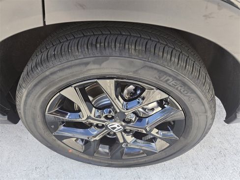 Used 2025 Honda HR-V Sport image 10