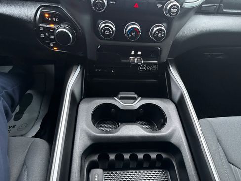 Used 2019 RAM 1500 Big Horn image 23