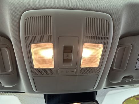 Used 2025 MAZDA CX-5 Carbon Edition image 33