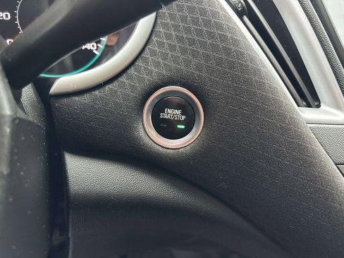 Used 2024 Chevrolet Malibu LT image 28