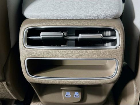 New 2026 Genesis GV70 2.5T Advanced AWD/4WD image 18