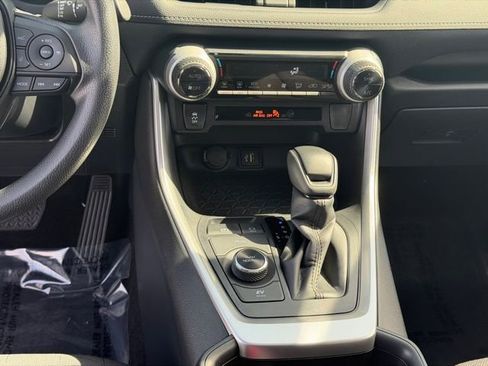 Certified 2023 Toyota RAV4 XLE w/ Convenience Package image 19