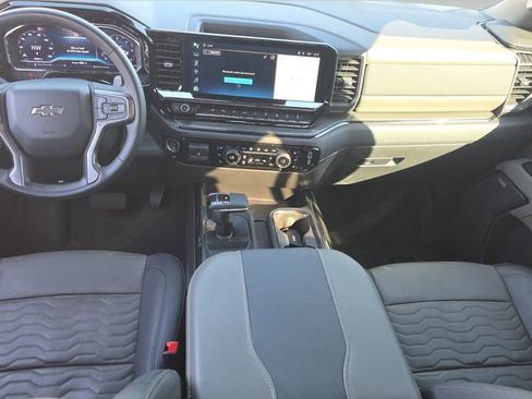 Used 2024 Chevrolet Silverado 1500 ZR2 w/ Technology Package image 14