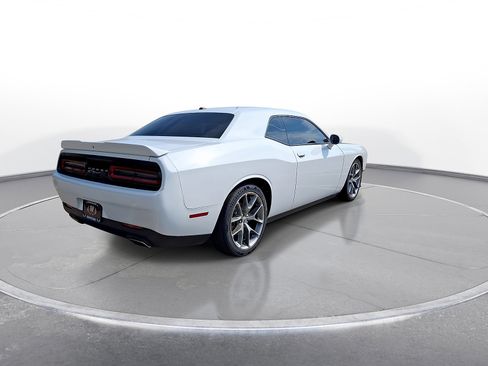 Used 2022 Dodge Challenger GT RWD image 7
