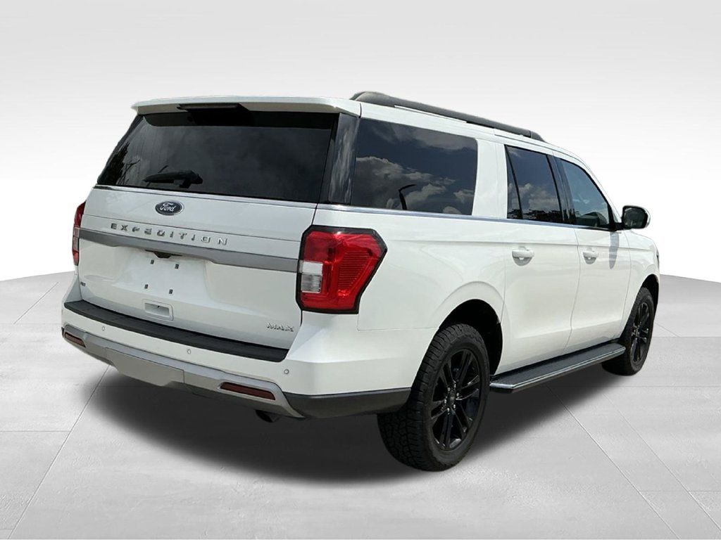 Used 2023 Ford Expedition Max XLT RWD image 10