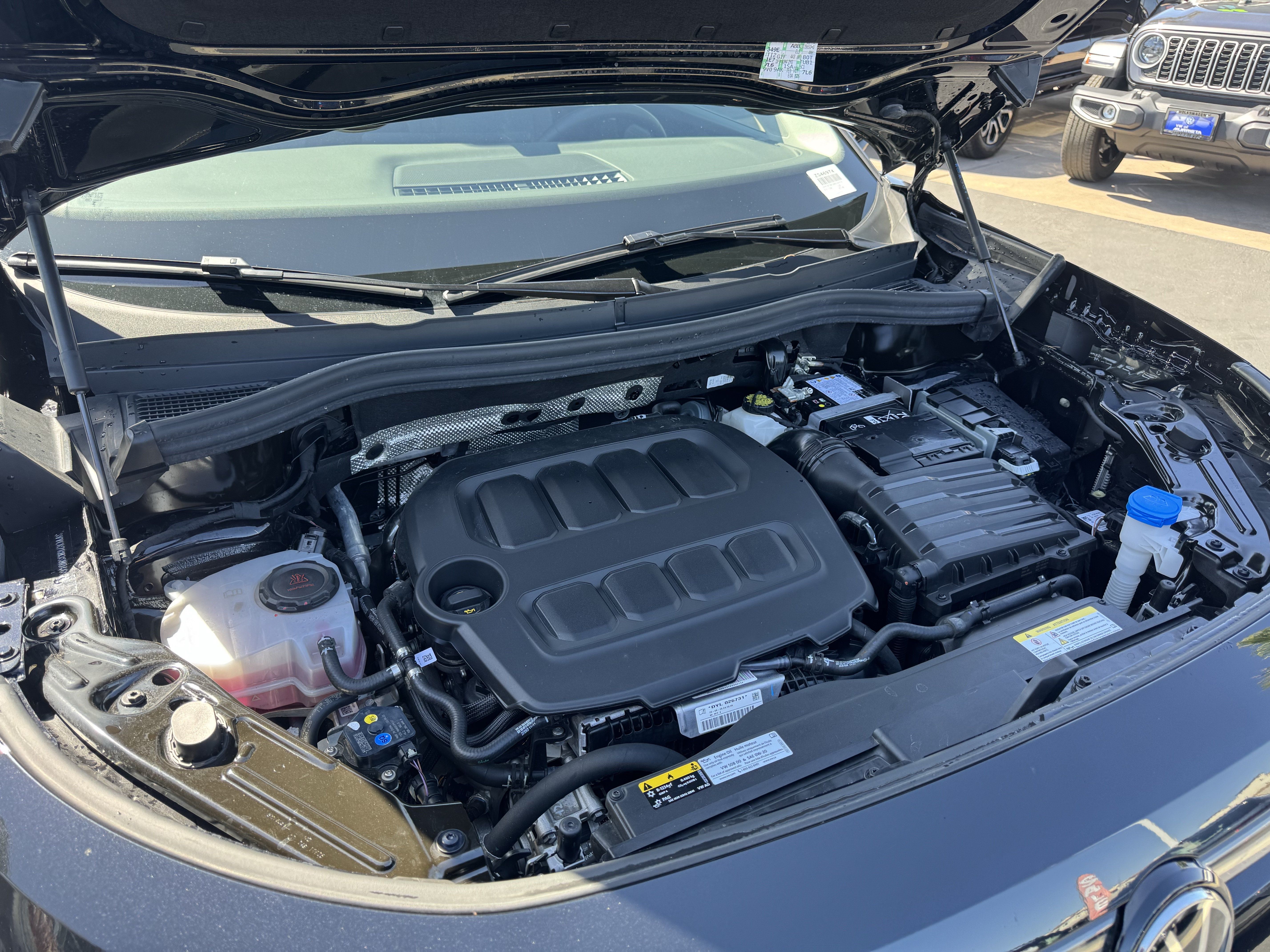 Certified 2025 Volkswagen Tiguan S FWD image 34