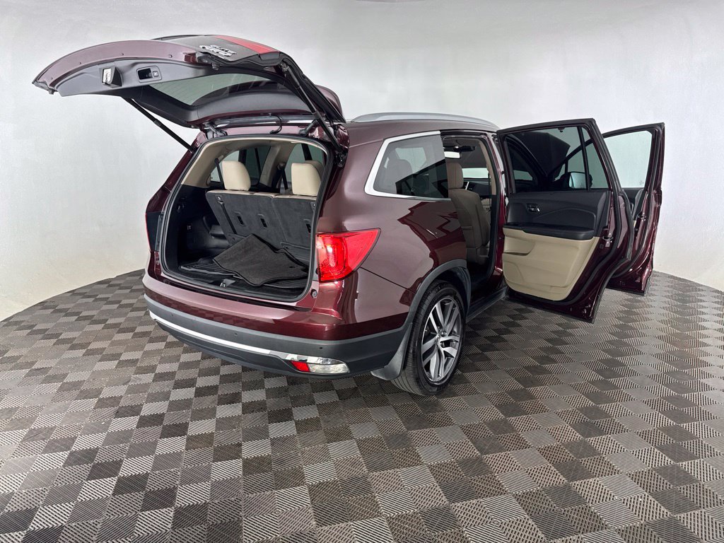 Used 2017 Honda Pilot Elite image 22