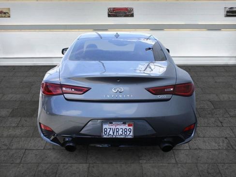 Used 2019 INFINITI Q60 3.0t Luxe w/ Essential Package image 4