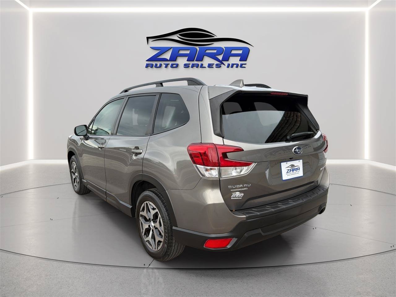 Used 2020 Subaru Forester Premium AWD/4WD image 5