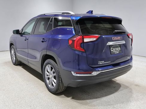 Used 2023 GMC Terrain SLT AWD/4WD image 14