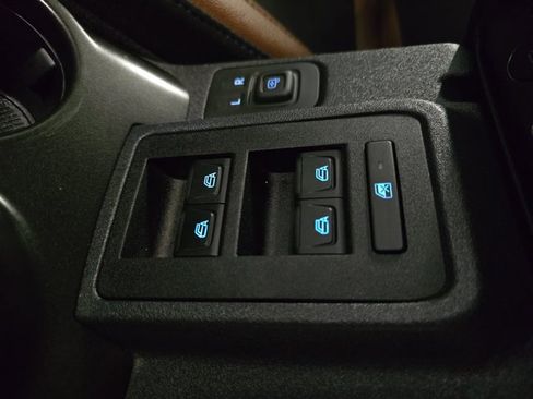 Used 2023 Ford Bronco Outer Banks w/ Sasquatch Package image 28