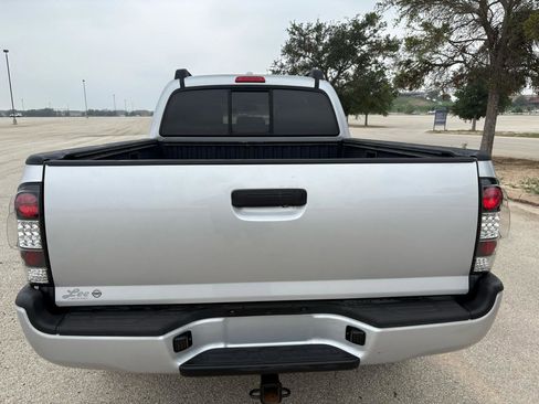Used 2010 Toyota Tacoma PreRunner RWD image 40