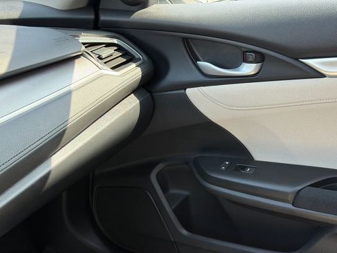 Used 2016 Honda Civic EX image 29