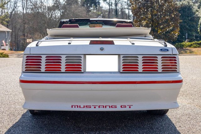 Used 1987 Ford Mustang GT RWD image 7