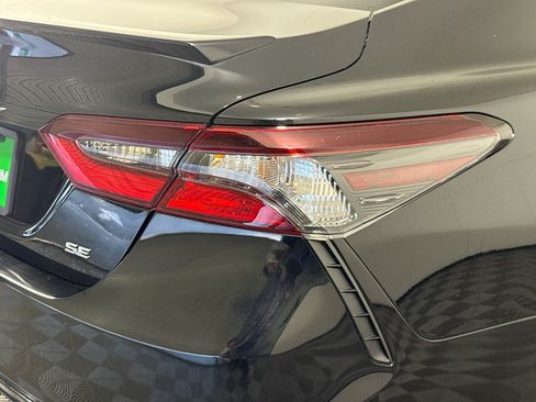 Used 2023 Toyota Camry SE FWD image 33