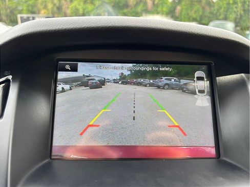 Used 2015 Ford Focus Titanium FWD image 26