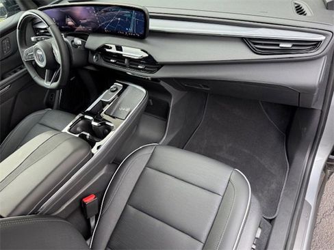 New 2025 Buick Enclave Sport Touring w/ Super Cruise Package image 18