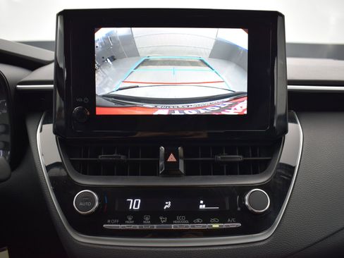 Used 2023 Toyota Corolla LE image 15