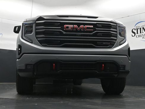 Used 2025 GMC Sierra 1500 AT4 w/ AT4 Premium Package AWD/4WD image 27