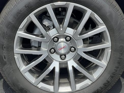 Used 2027 GMC Terrain Denali w/ LPO, Floor Liner Package AWD/4WD image 7
