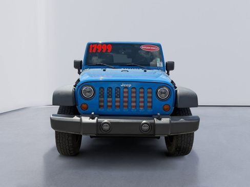 Used 2012 Jeep Wrangler Unlimited Sport AWD/4WD image 8