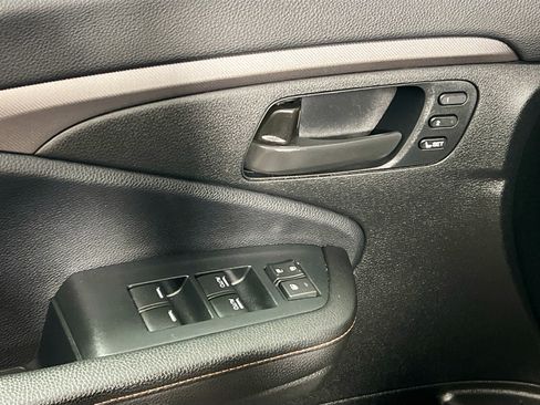 Used 2022 Honda Pilot TrailSport image 15