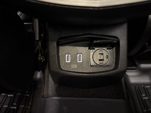 Used 2019 Lincoln MKZ Reserve image 30