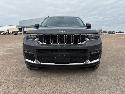 Used 2023 Jeep Grand Cherokee L Limited image 22