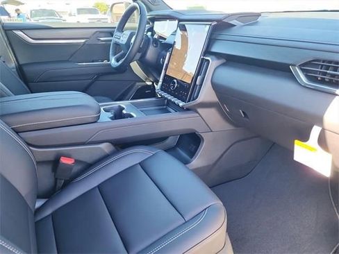 New 2026 GMC Acadia Elevation w/ Super Cruise Package FWD image 18