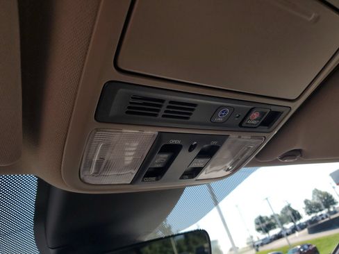 Used 2021 Honda Odyssey Touring image 29