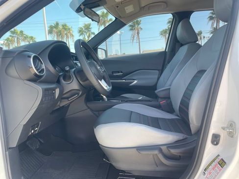 Certified 2024 Nissan Kicks SR w/ SR Premium Package FWD image 23